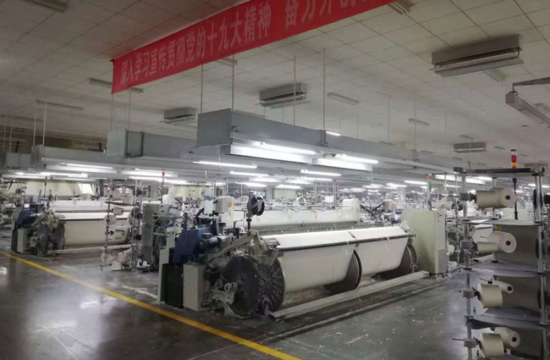 衬衫江南手机登录中心生产车间
